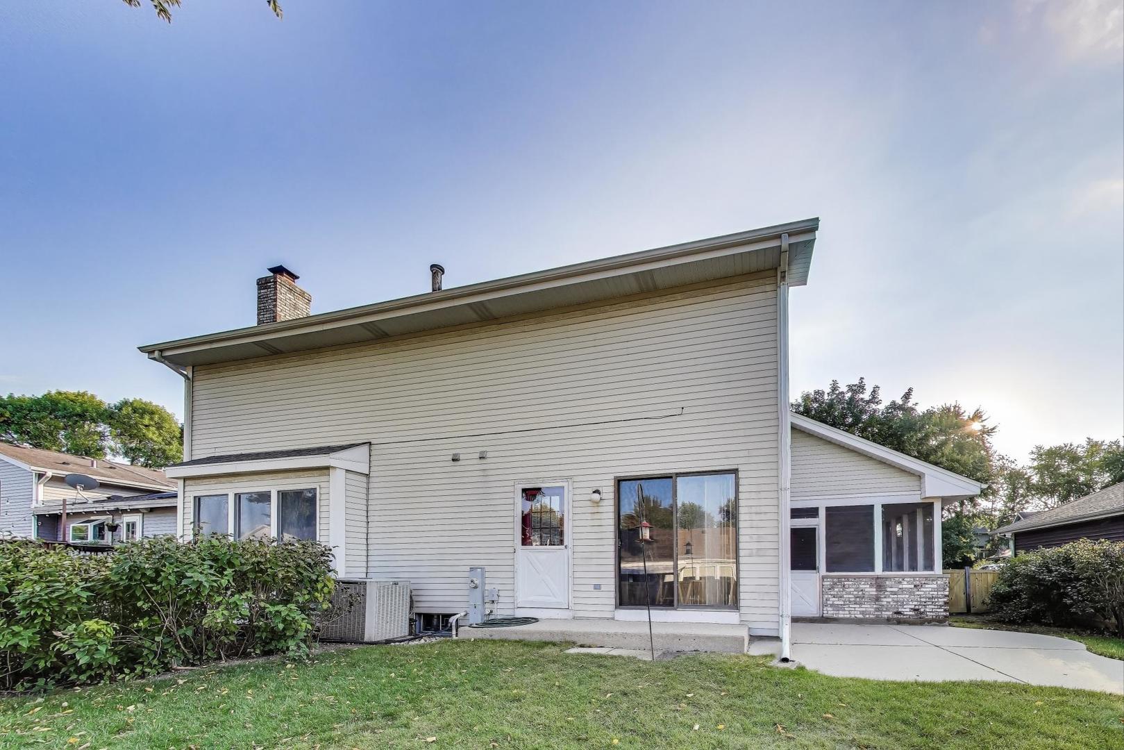 1109 Grant Place, Vernon Hills, IL 60061