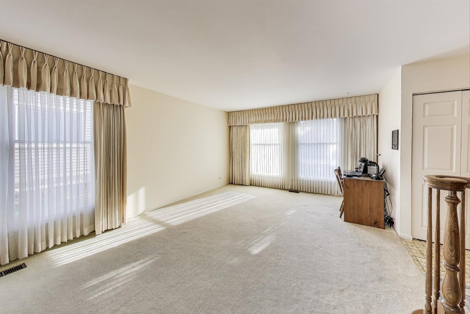 1109 Grant Place, Vernon Hills, IL 60061