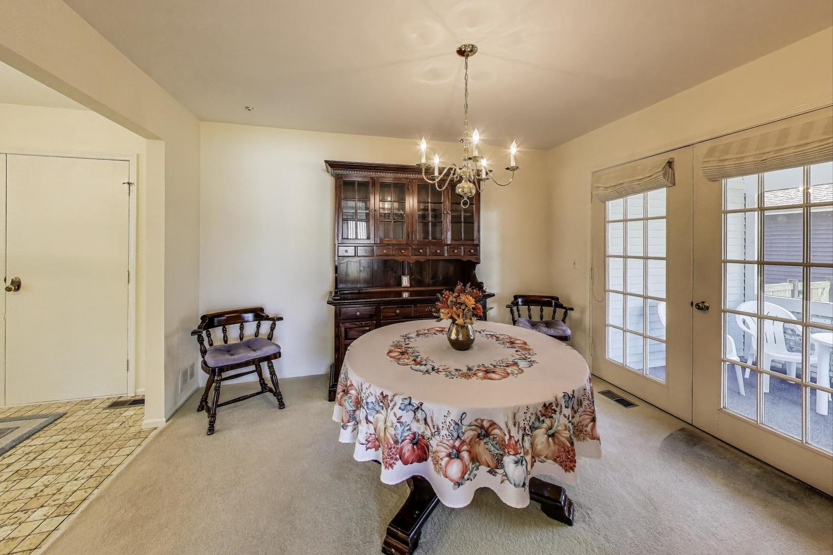 1109 Grant Place, Vernon Hills, IL 60061