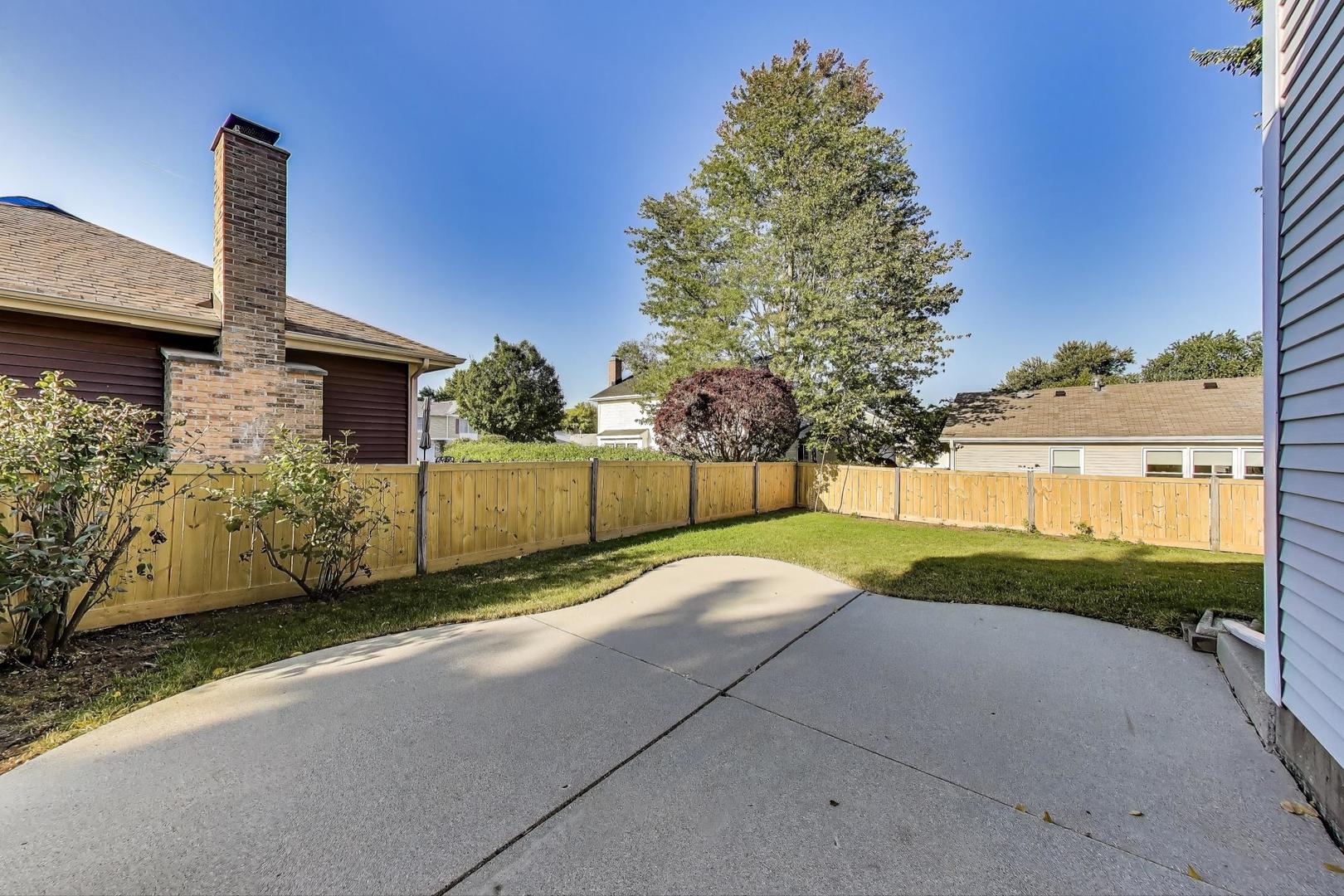 1109 Grant Place, Vernon Hills, IL 60061