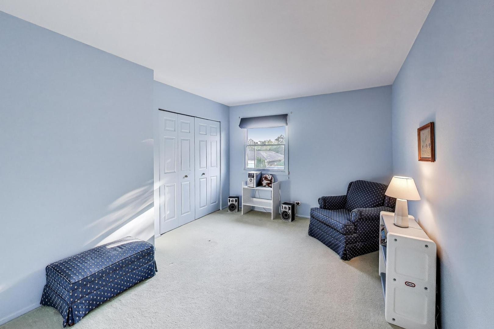 1109 Grant Place, Vernon Hills, IL 60061