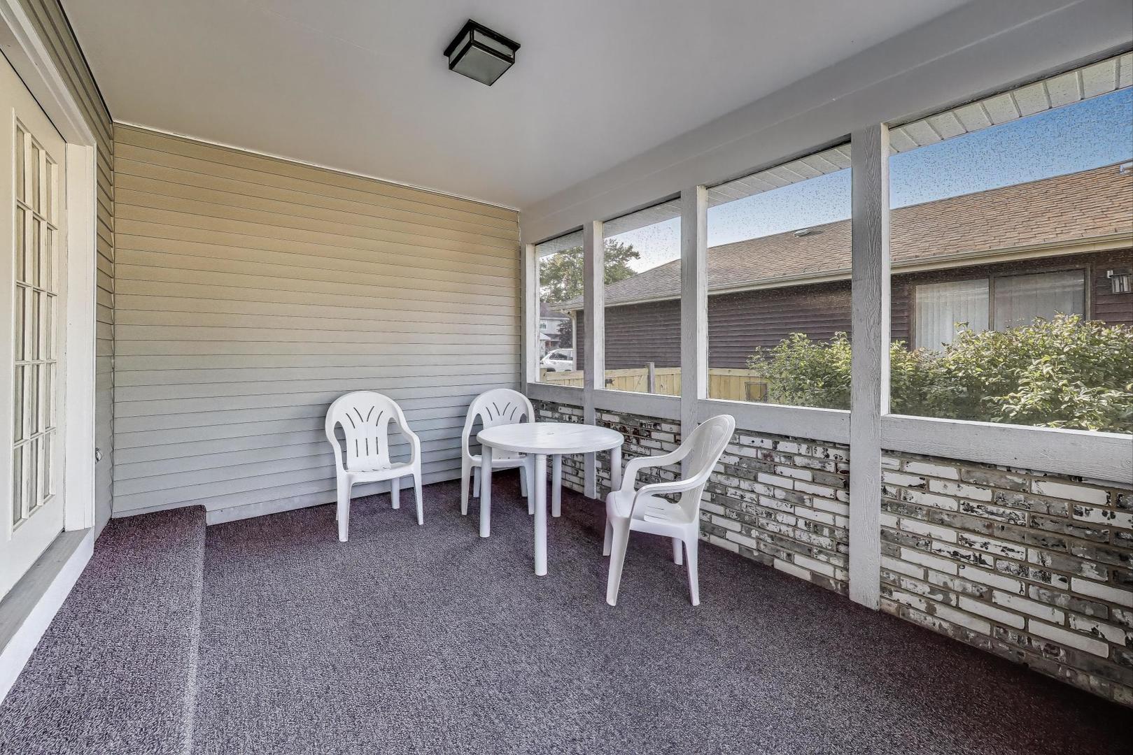 1109 Grant Place, Vernon Hills, IL 60061