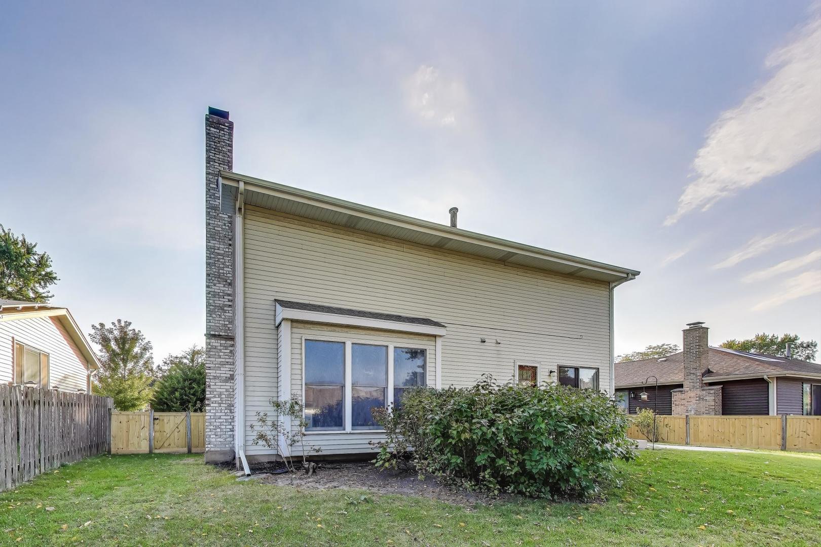 1109 Grant Place, Vernon Hills, IL 60061