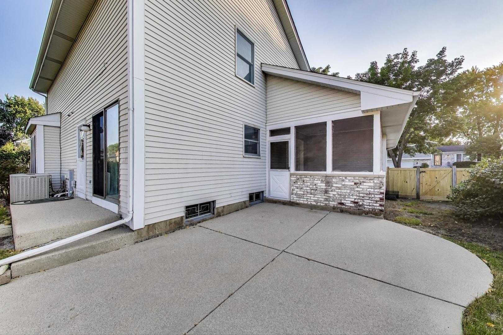 1109 Grant Place, Vernon Hills, IL 60061