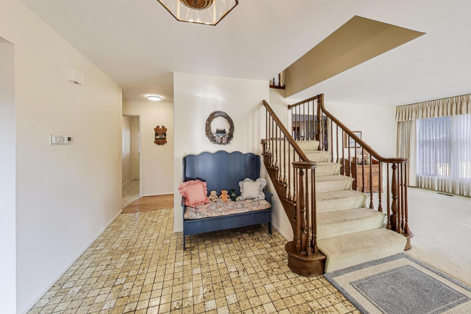 1109 Grant Place, Vernon Hills, IL 60061