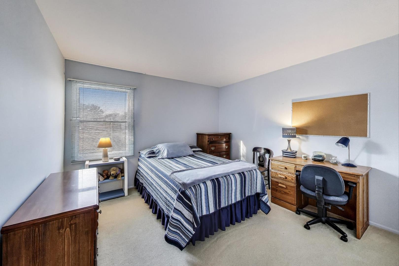 1109 Grant Place, Vernon Hills, IL 60061