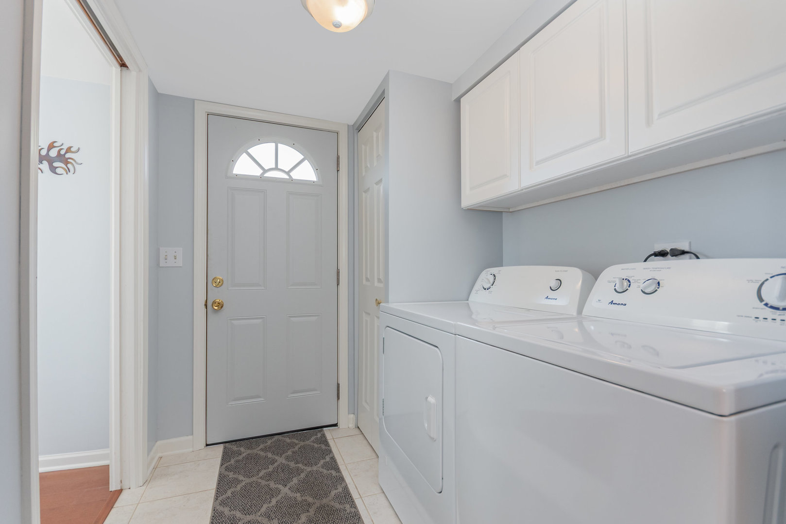 4022 N Grant Street, Westmont, IL 60559