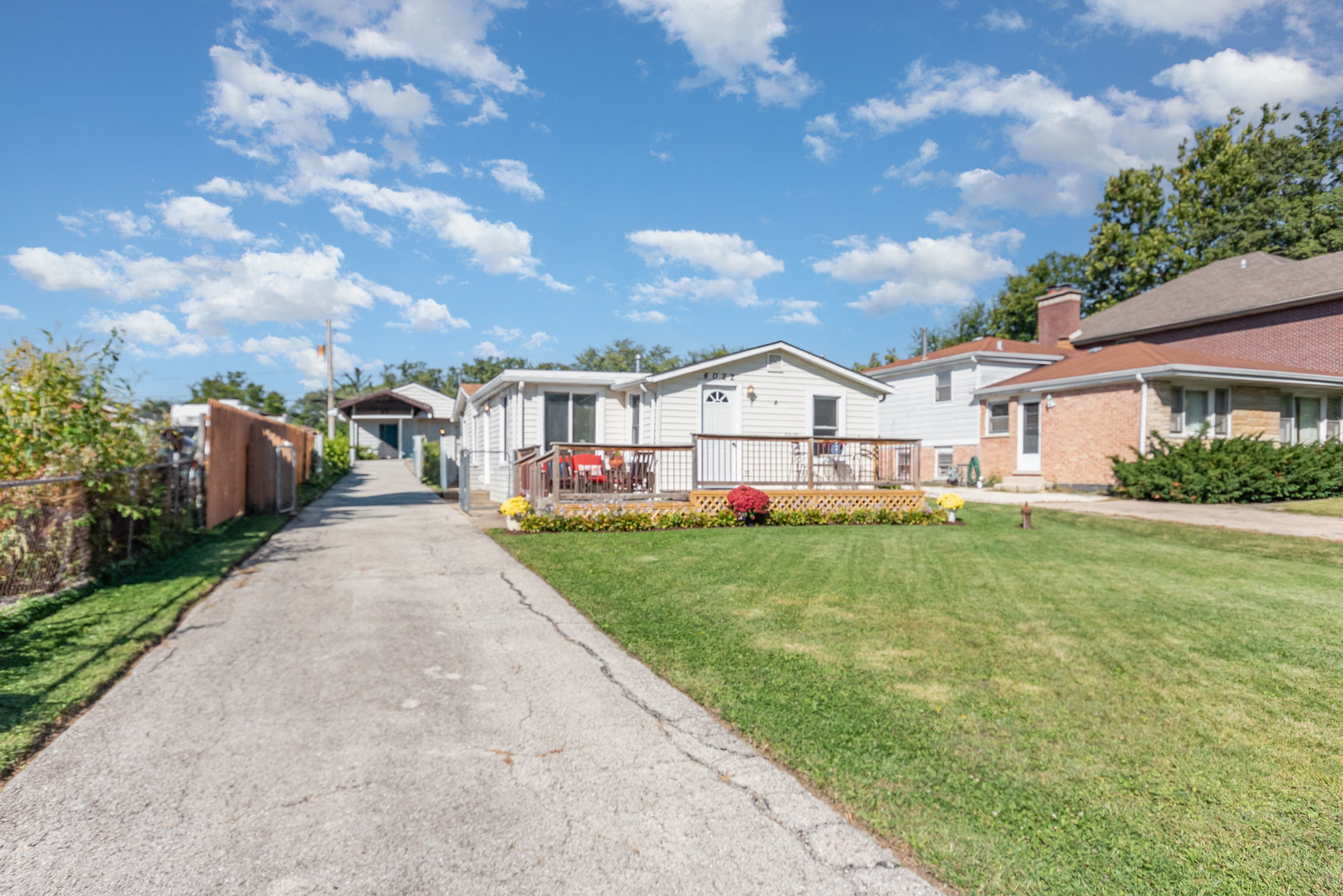 4022 N Grant Street, Westmont, IL 60559