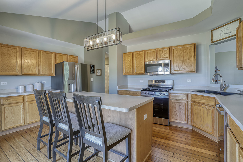 1632 Fieldstone Drive, Shorewood, IL 60404