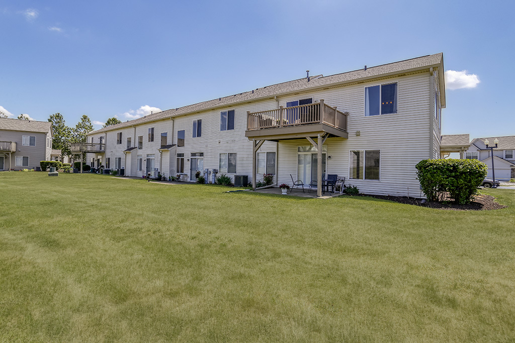 1632 Fieldstone Drive, Shorewood, IL 60404