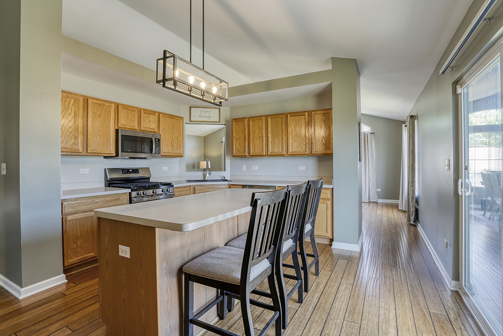 1632 Fieldstone Drive, Shorewood, IL 60404