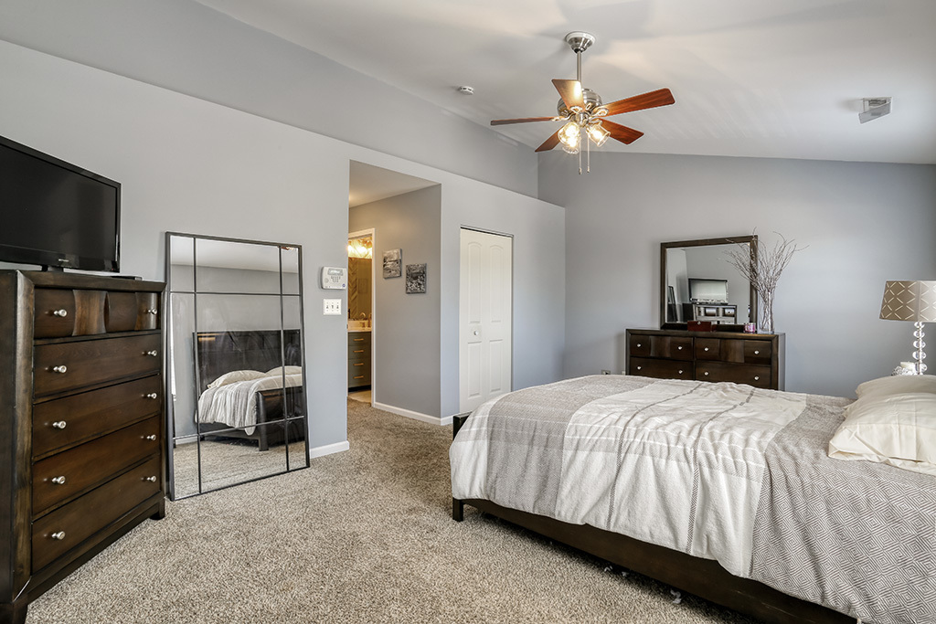 1632 Fieldstone Drive, Shorewood, IL 60404