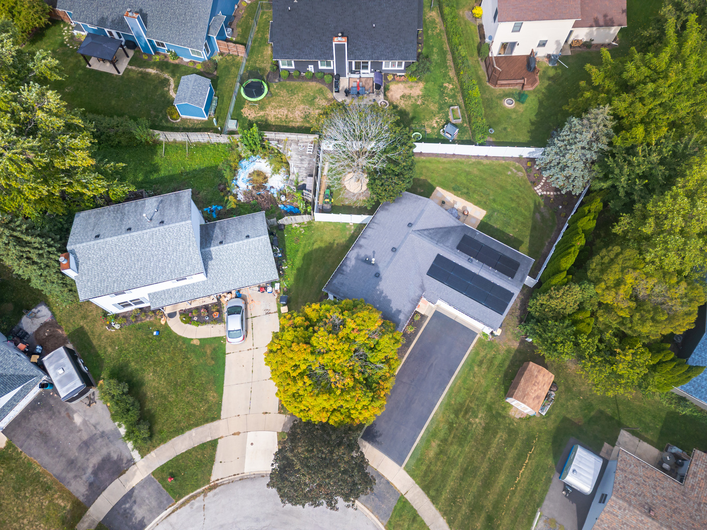 503 Redwood Court, North Aurora, IL 60542