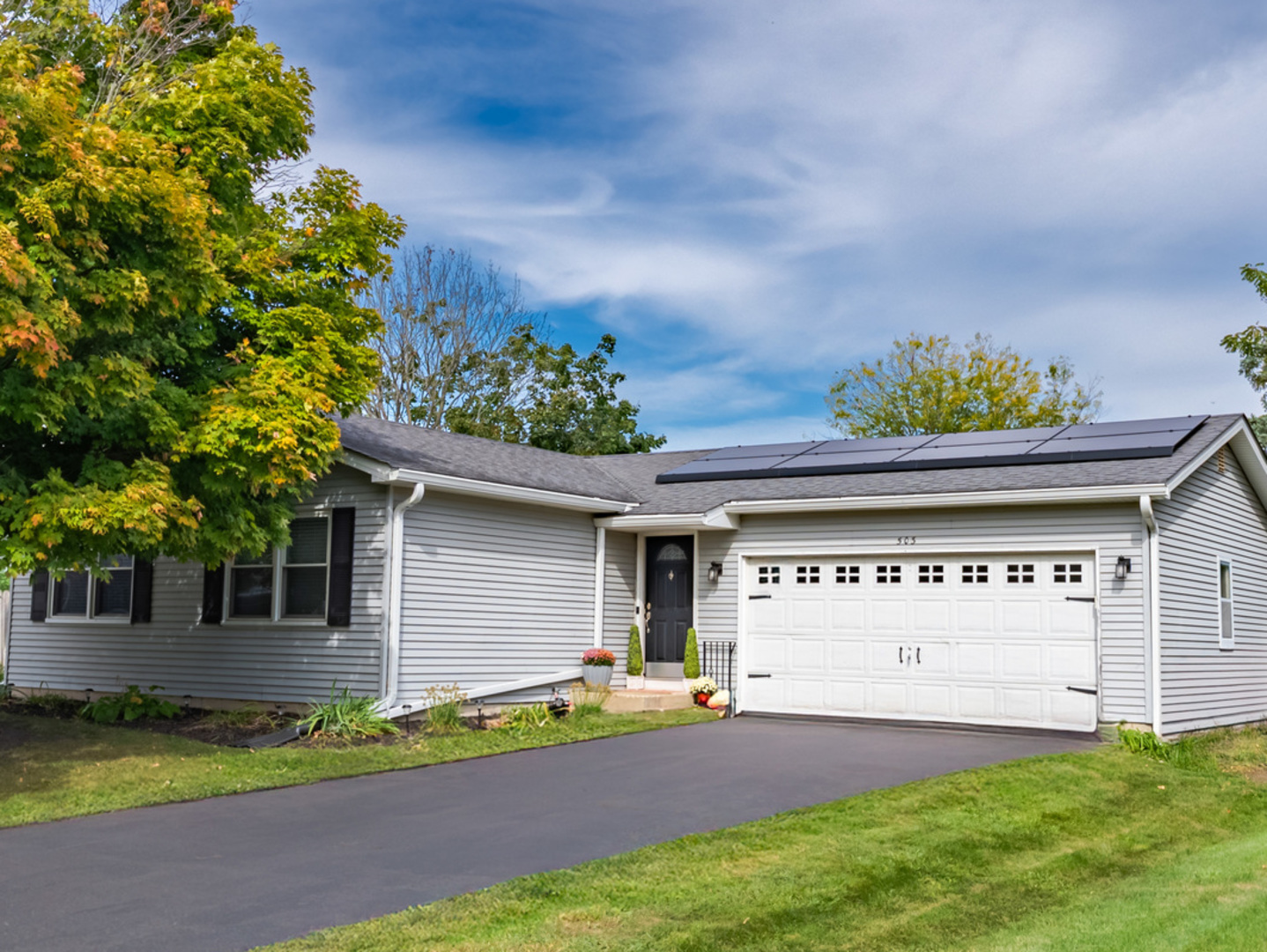 503 Redwood Court, North Aurora, IL 60542