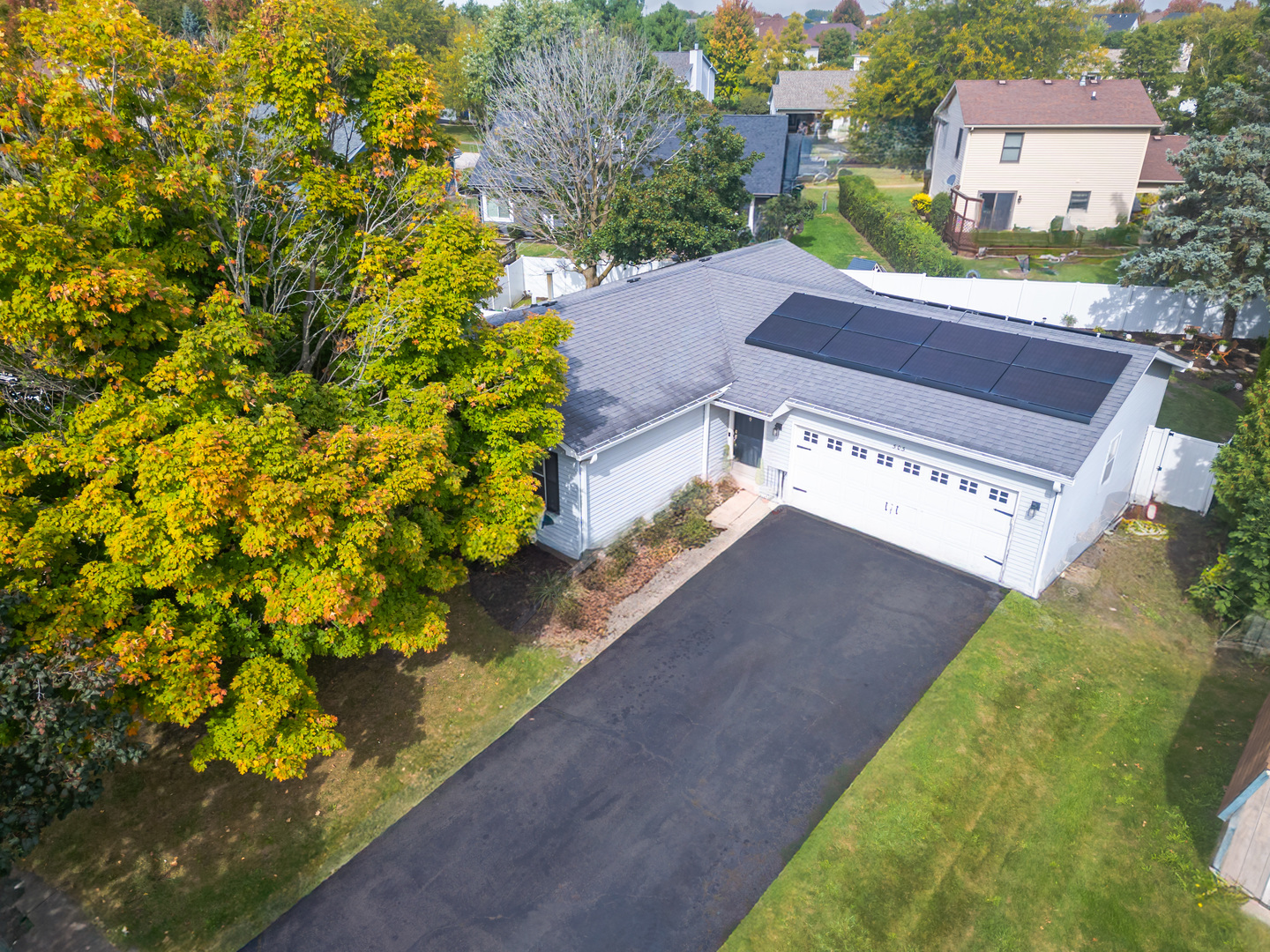 503 Redwood Court, North Aurora, IL 60542