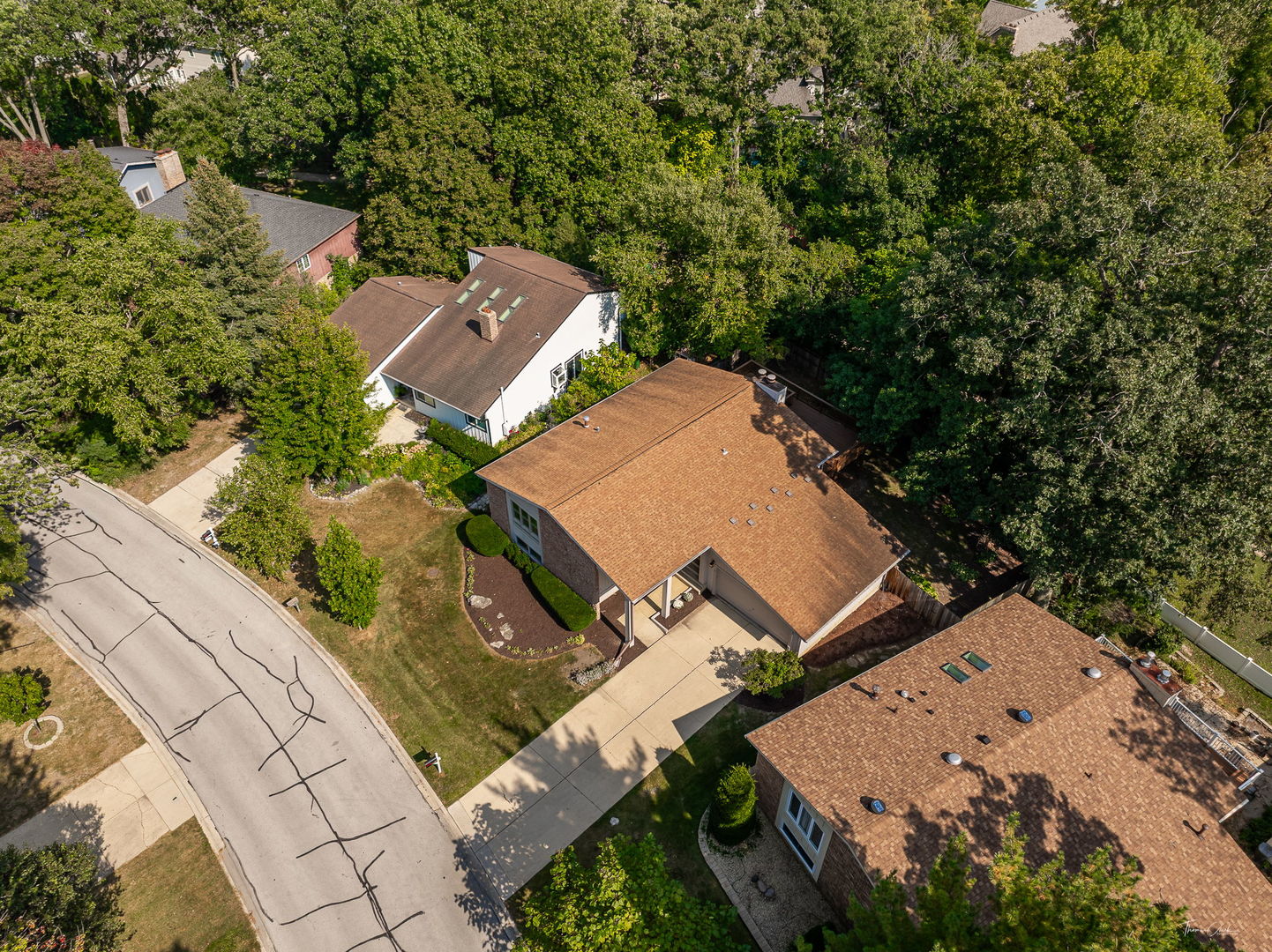 1856 Carriage Hill Road, Lisle, IL 60532