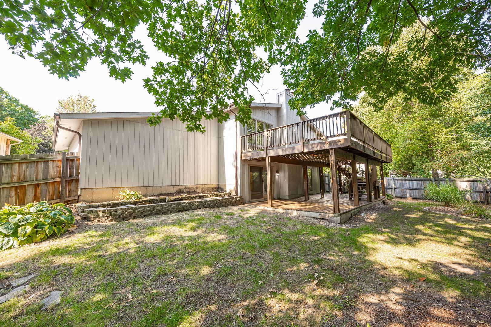 1856 Carriage Hill Road, Lisle, IL 60532