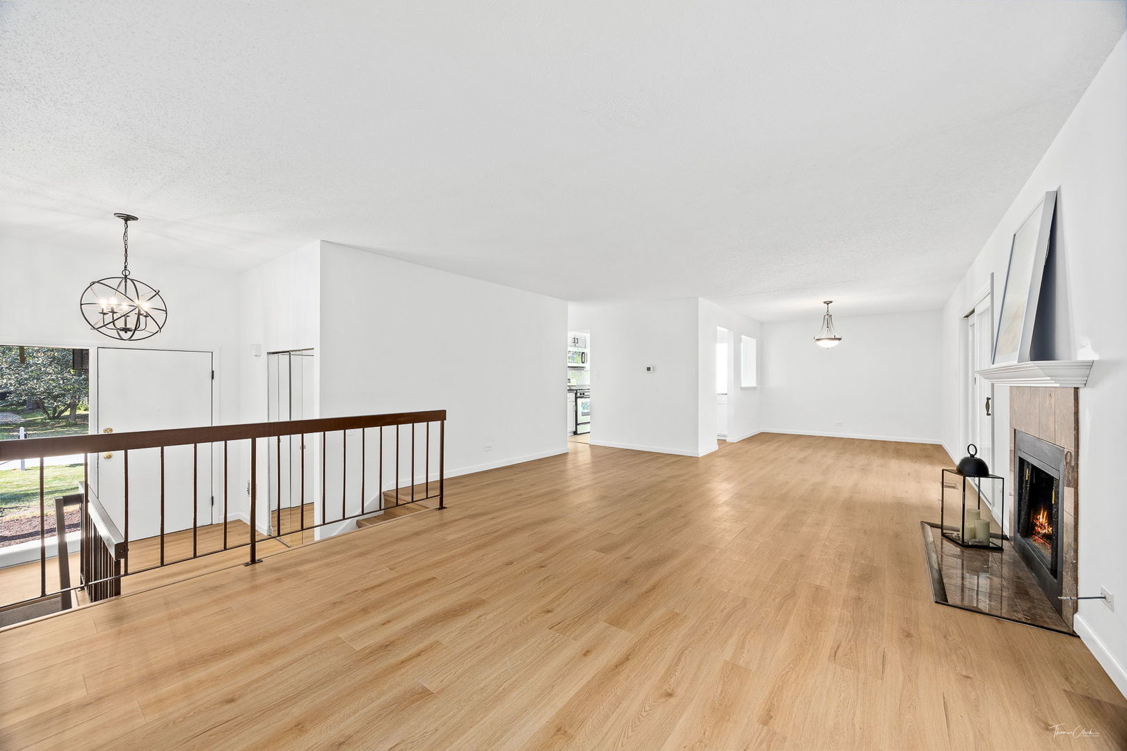 1856 Carriage Hill Road, Lisle, IL 60532