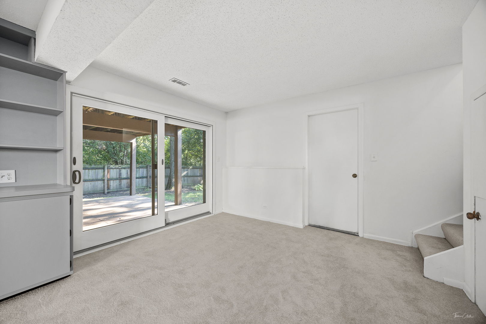 1856 Carriage Hill Road, Lisle, IL 60532