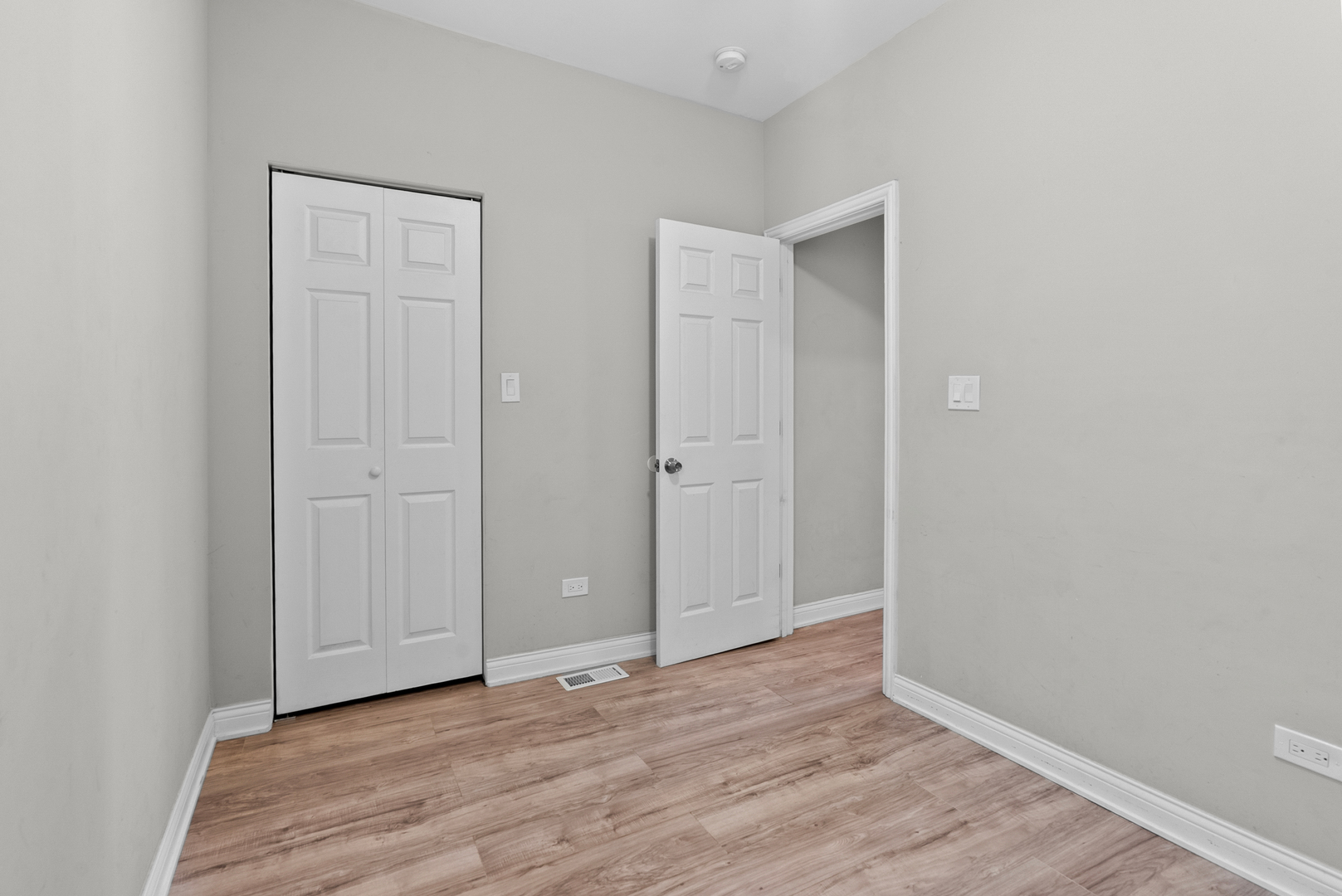 3721 W Ferdinand Street, Chicago, IL 60624