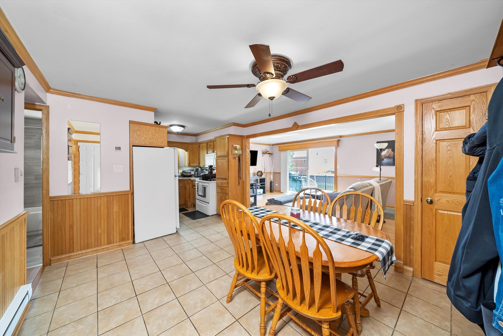 7306 W 86th Street #2B, Bridgeview, IL 60455