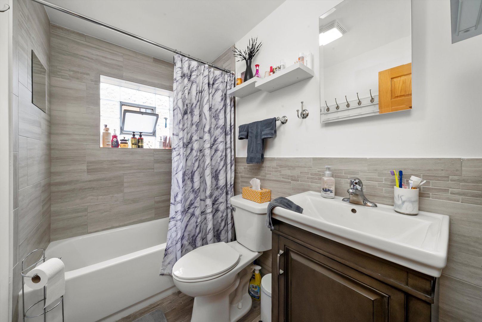 7306 W 86th Street #2B, Bridgeview, IL 60455