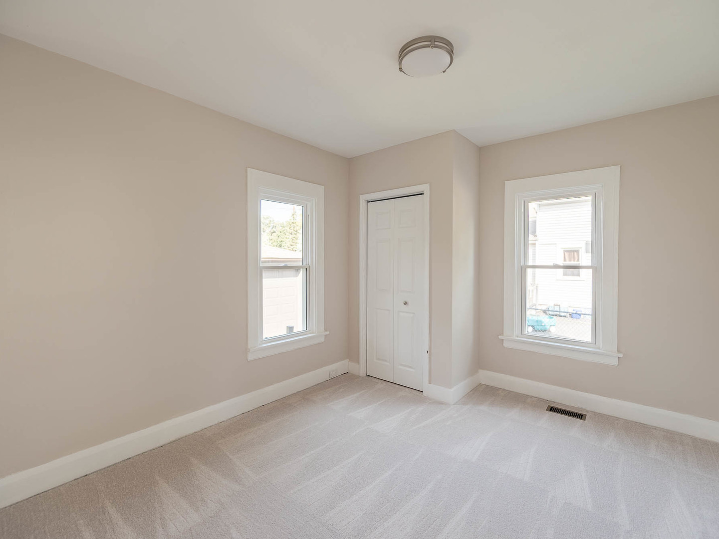 129 W Blair Street, West Chicago, IL 60185