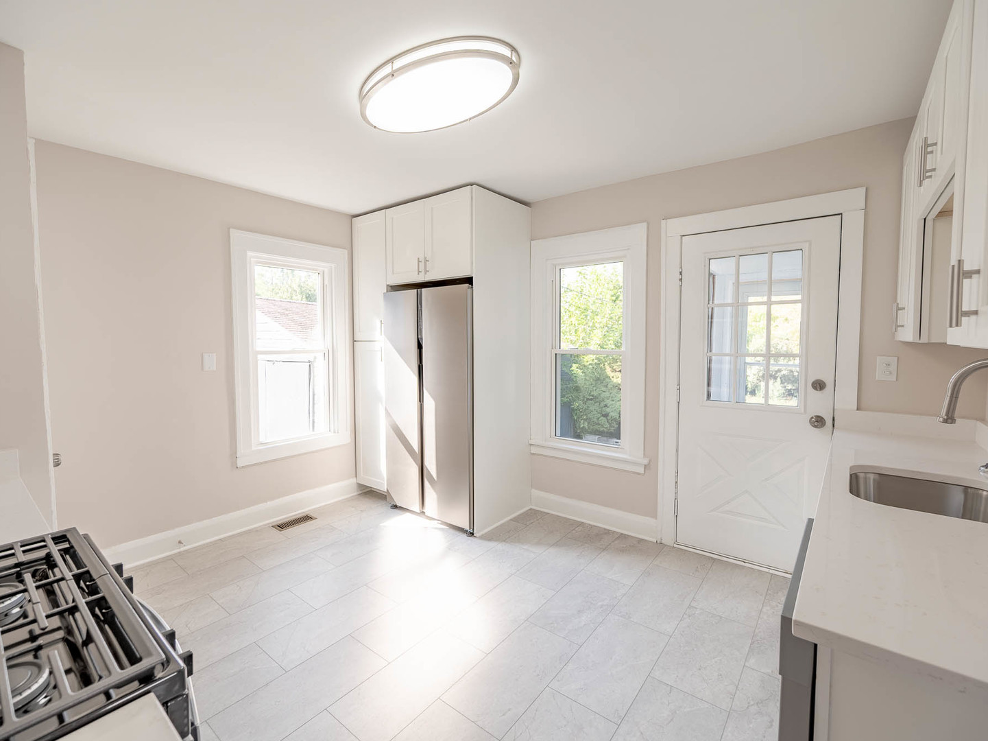 129 W Blair Street, West Chicago, IL 60185