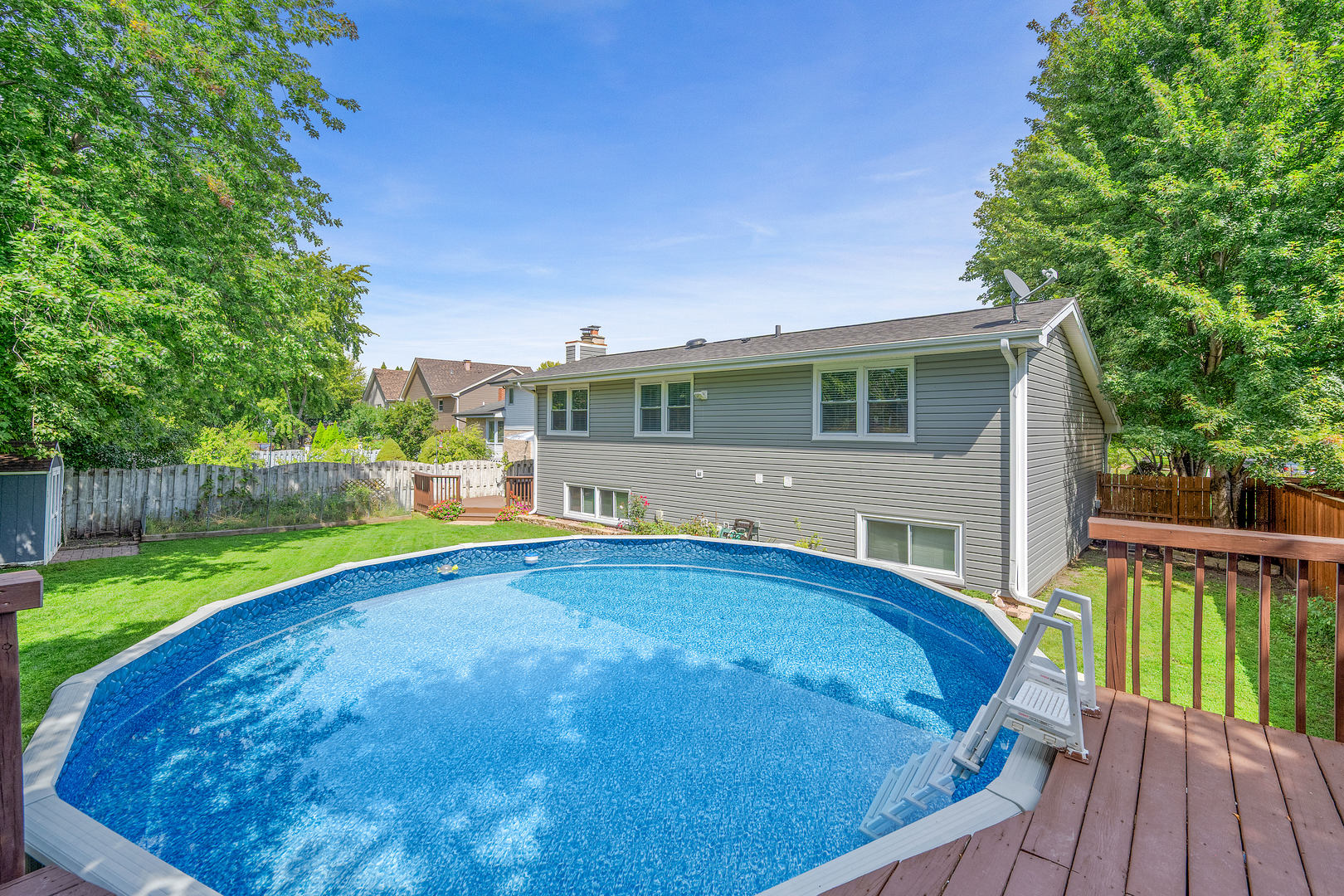 263 Deming Place, Westmont, IL 60559