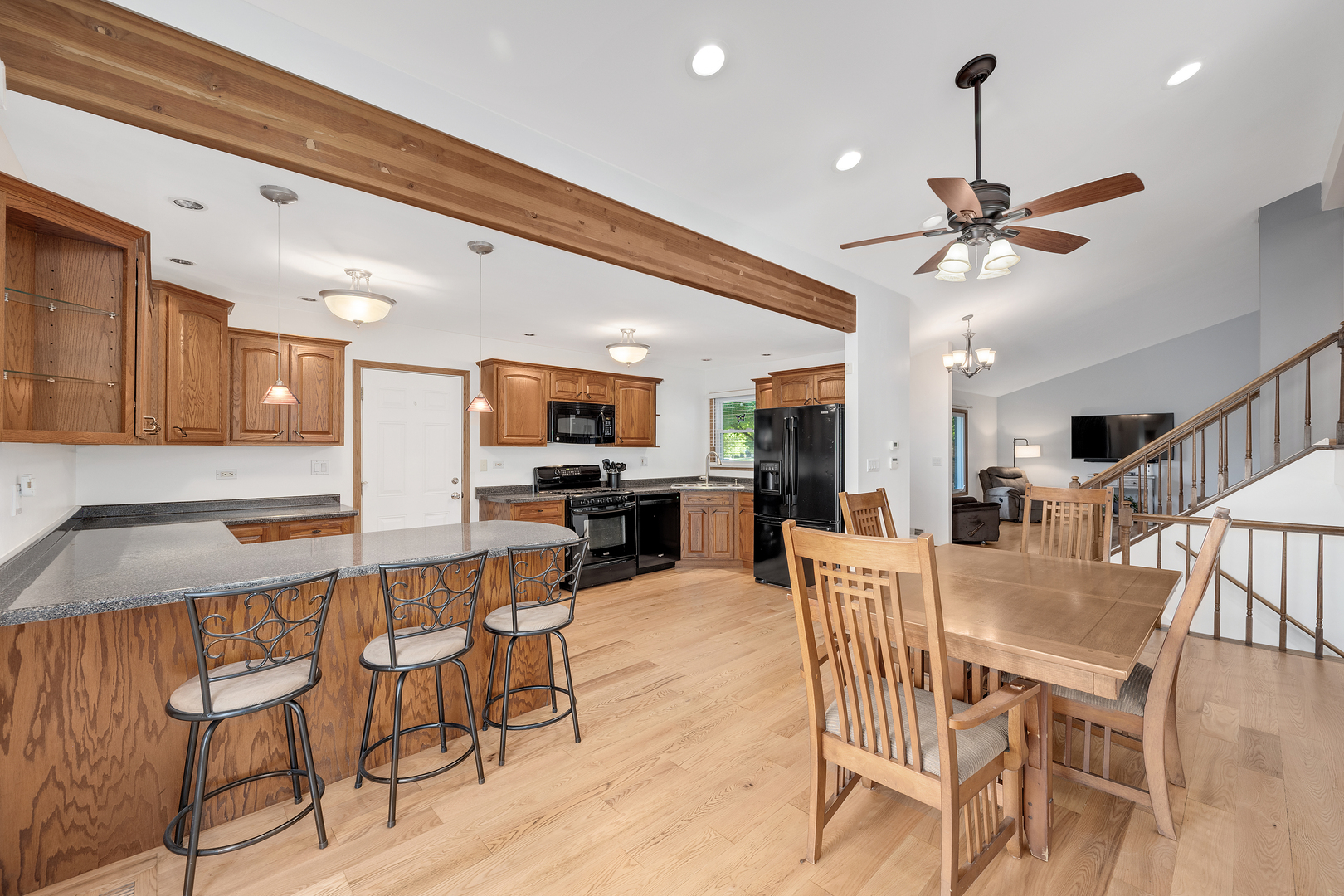 263 Deming Place, Westmont, IL 60559