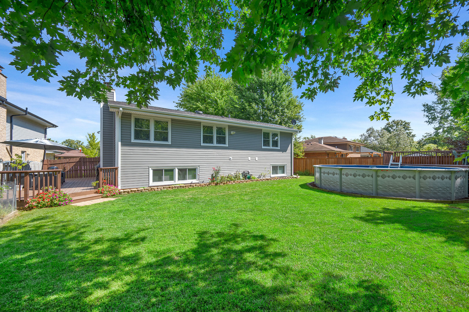 263 Deming Place, Westmont, IL 60559