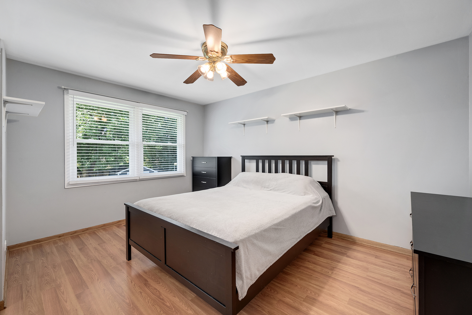 263 Deming Place, Westmont, IL 60559