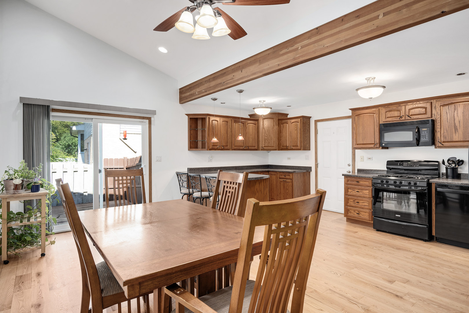 263 Deming Place, Westmont, IL 60559