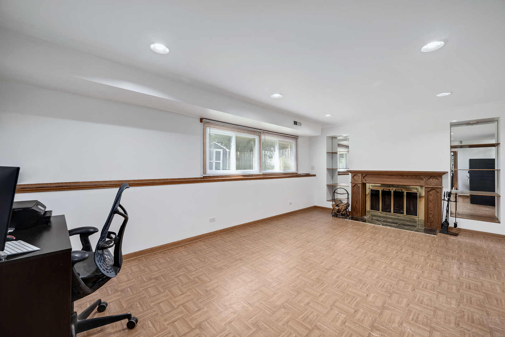 263 Deming Place, Westmont, IL 60559