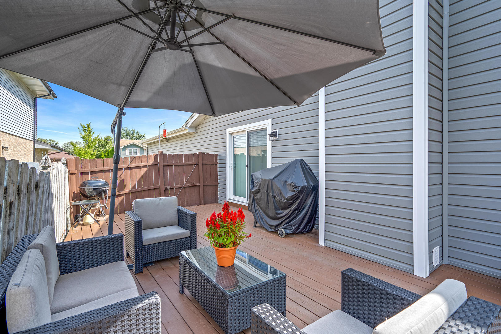 263 Deming Place, Westmont, IL 60559