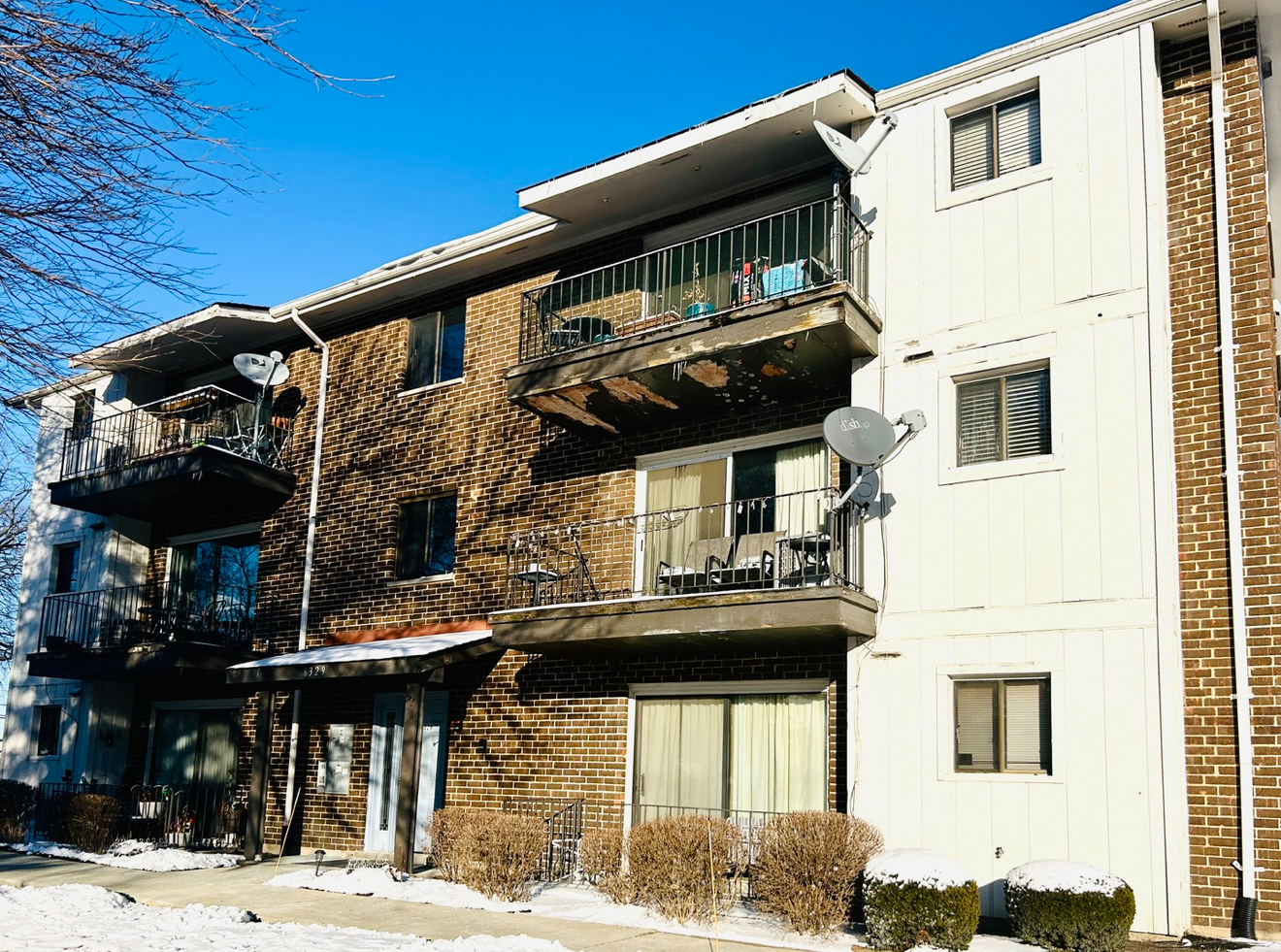 6329 175th Street #2N, Tinley Park, IL 60477