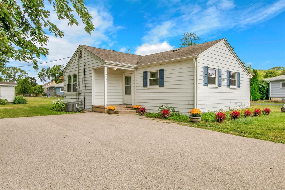 20634 W Siena Drive, Lake Villa, IL 60046