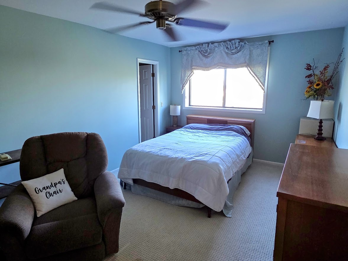 1S150 Spring Road #5B, Oakbrook Terrace, IL 60181
