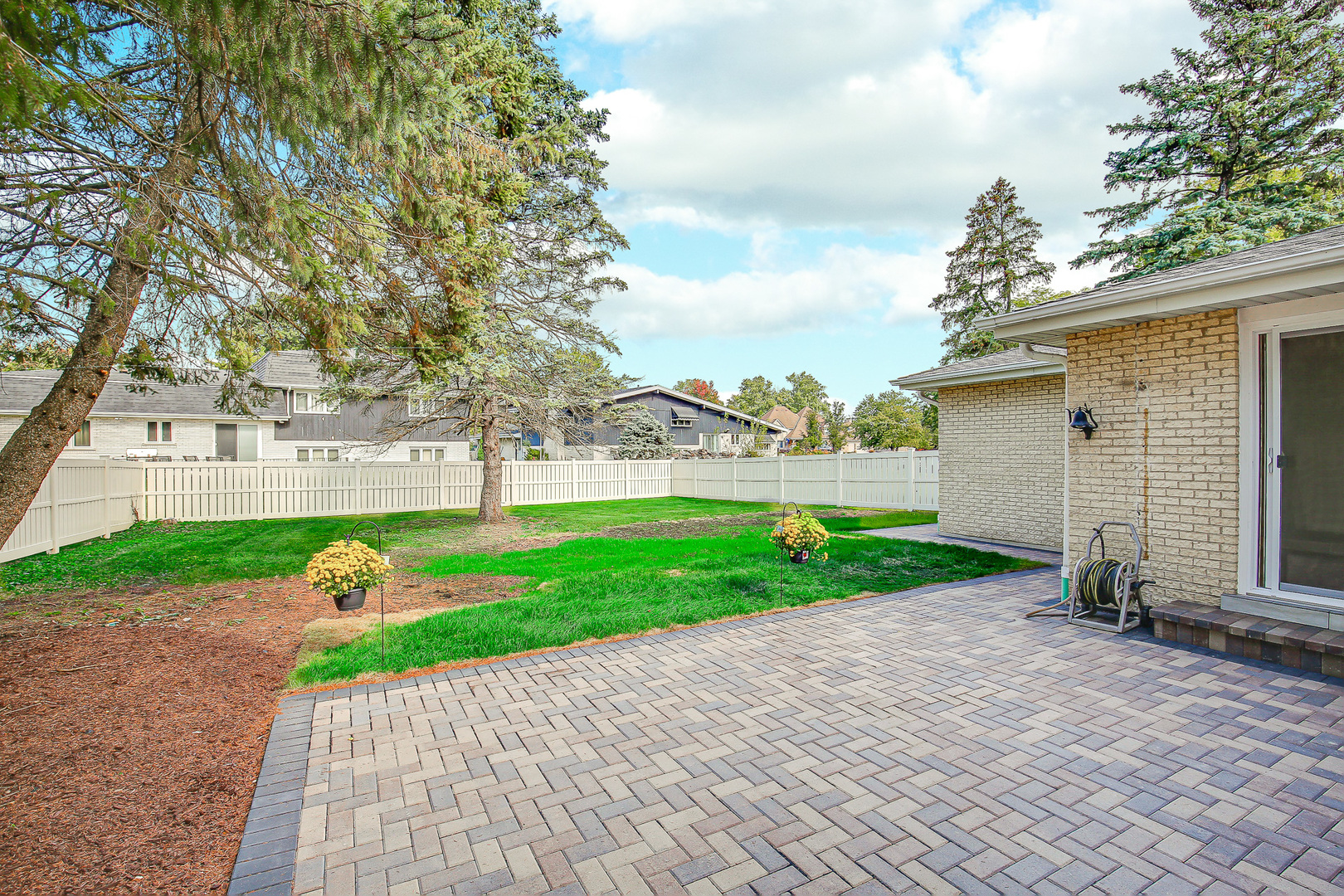 12900 S Seneca Road, Palos Heights, IL 60463