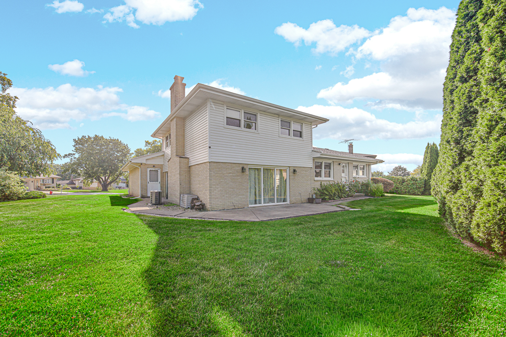 428 Timothy Court, Schaumburg, IL 60193