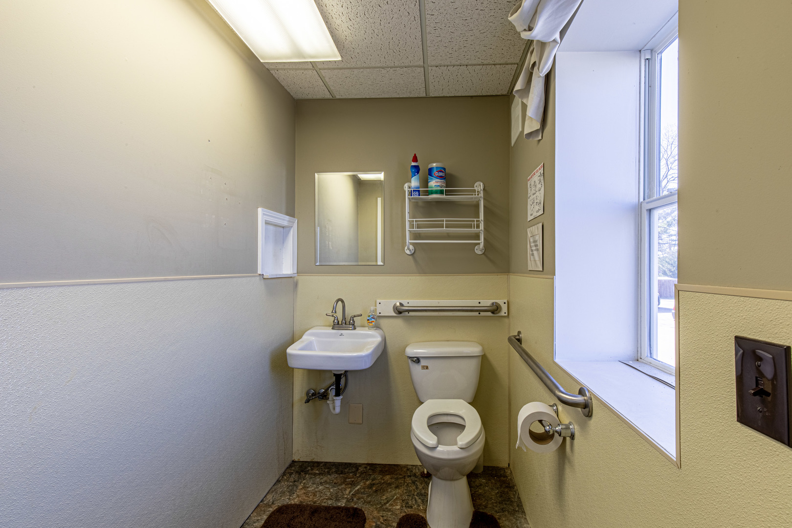 400 N Main Street, Princeton, IL 61356