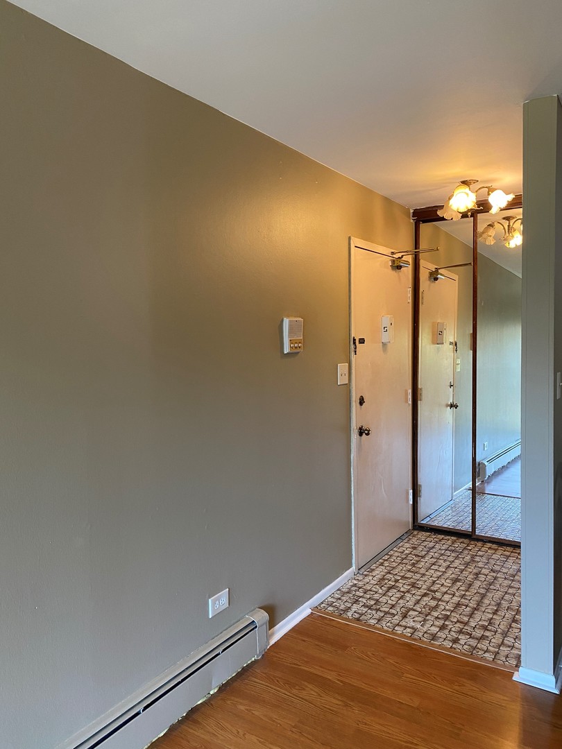5A Dundee Quarter Drive #206, Palatine, IL 60074