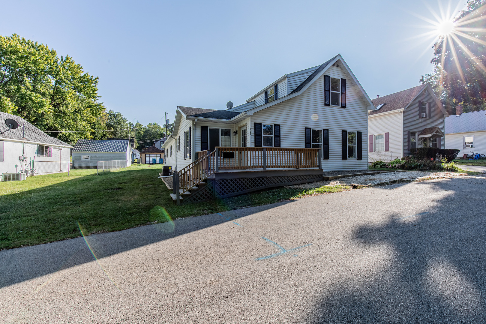 519 E Dakota Street, Spring Valley, IL 61362