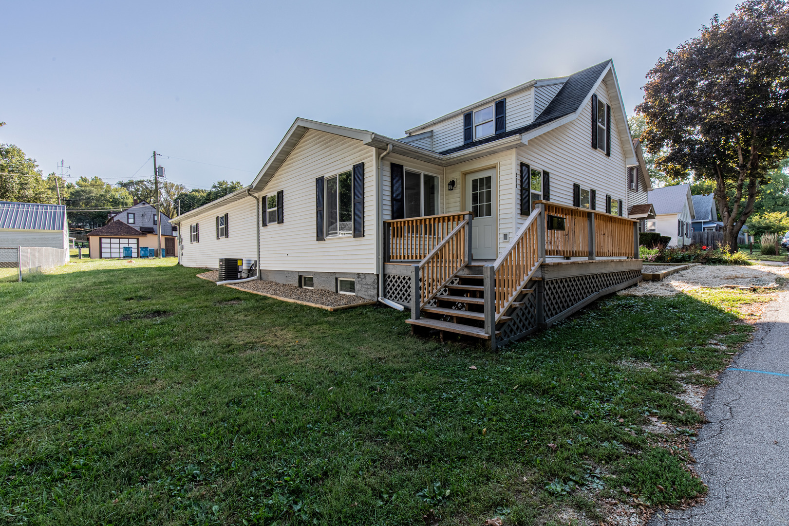 519 E Dakota Street, Spring Valley, IL 61362