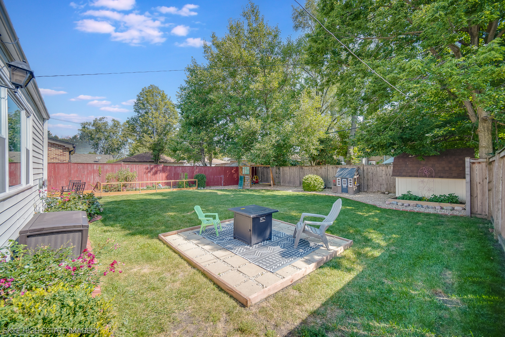 929 Sherwood Road, La Grange Park, IL 60526