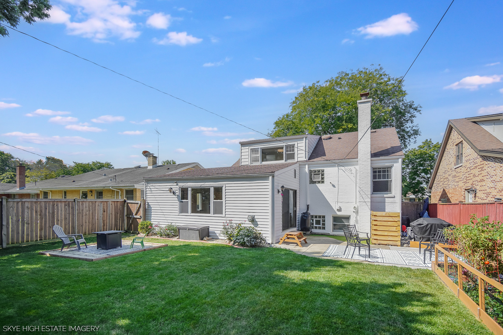 929 Sherwood Road, La Grange Park, IL 60526