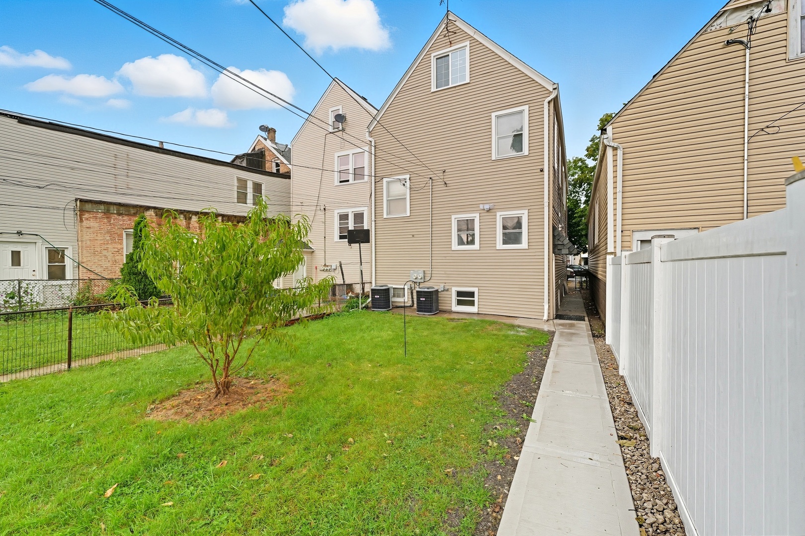 2934 S 48th Court, Cicero, IL 60804