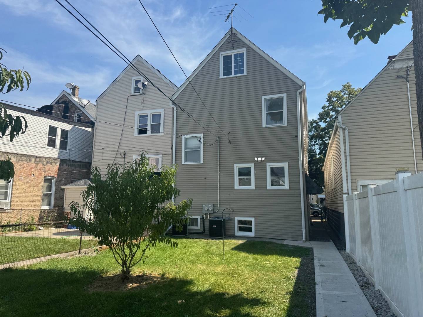 2934 S 48th Court, Cicero, IL 60804