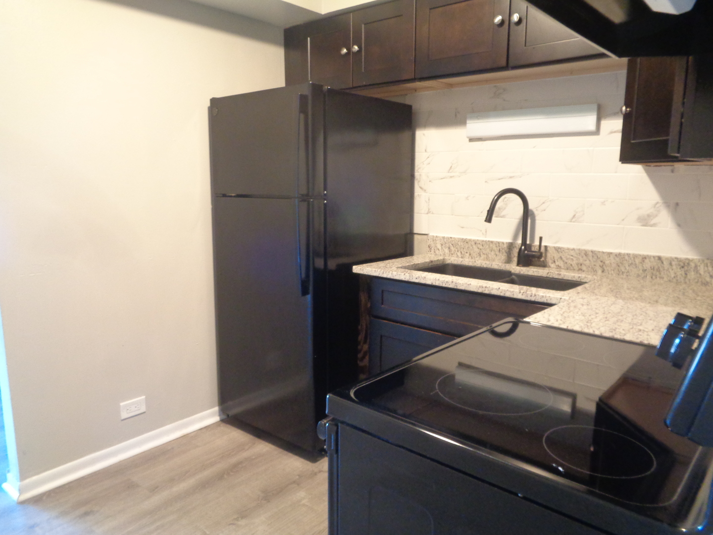 1340 N main Street #D3, Wheaton, IL 60187