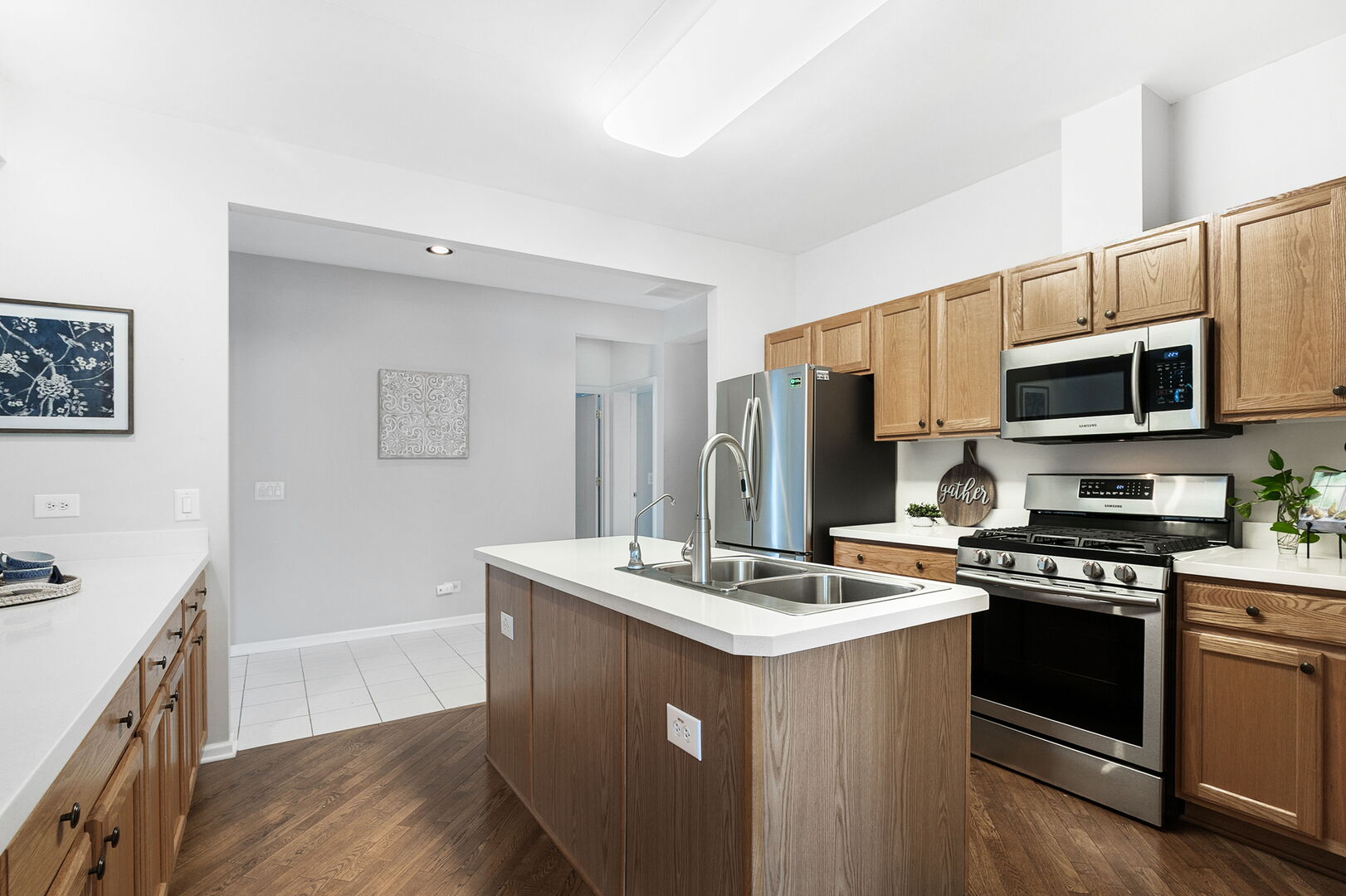 3123 Appaloosa Way, Grayslake, IL 60030